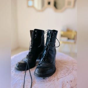 Rare authentic leather classic laced ankle boots